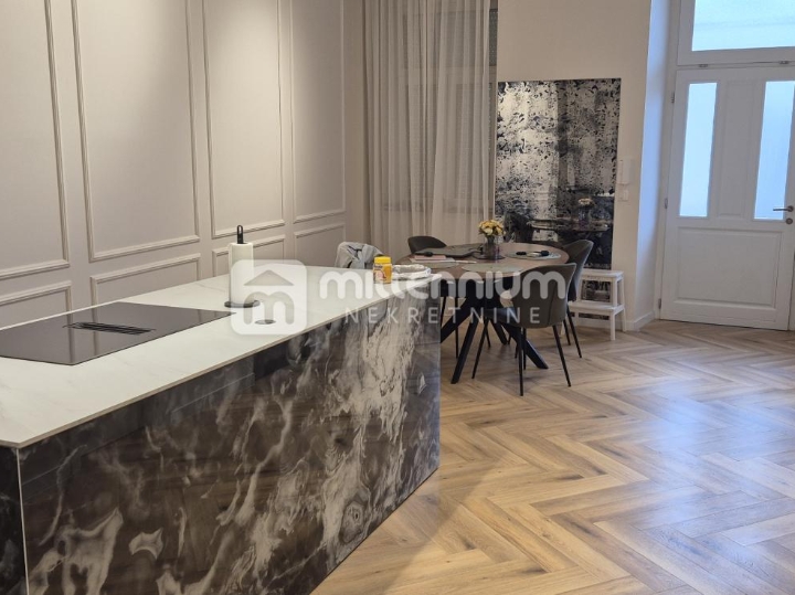 Rijeka, Centar, 85m2, 2-sobni s dnevnim