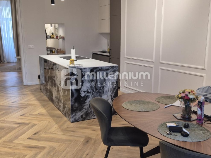 Rijeka, Centar, 85m2, 2-sobni s dnevnim