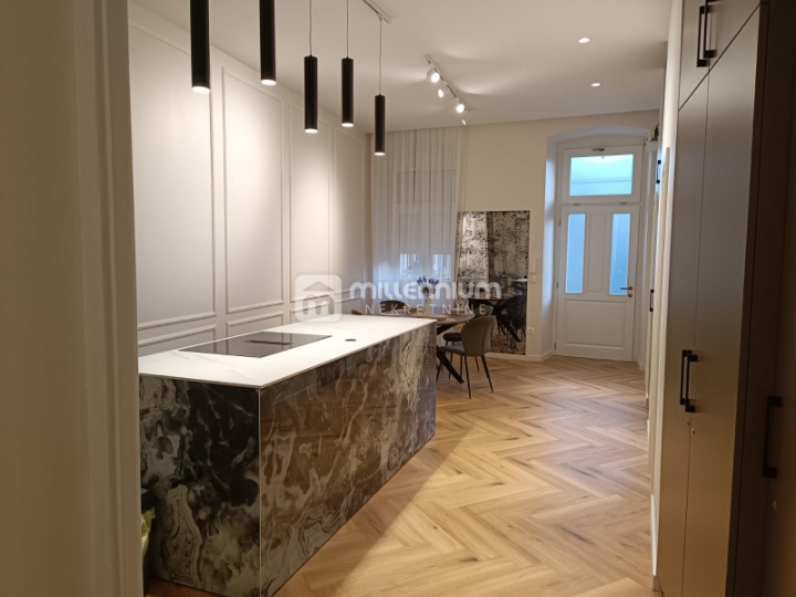 Rijeka, Centar, 85m2, 2-sobni s dnevnim