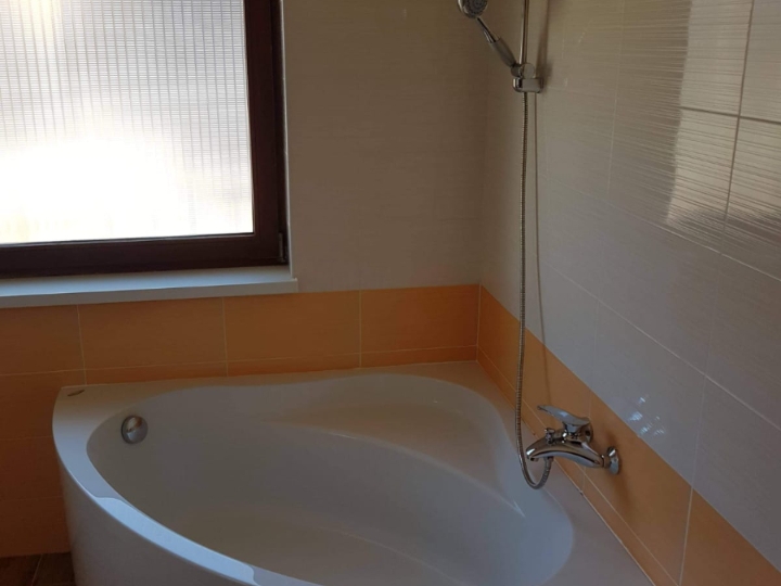 Gornja Drenova, stan