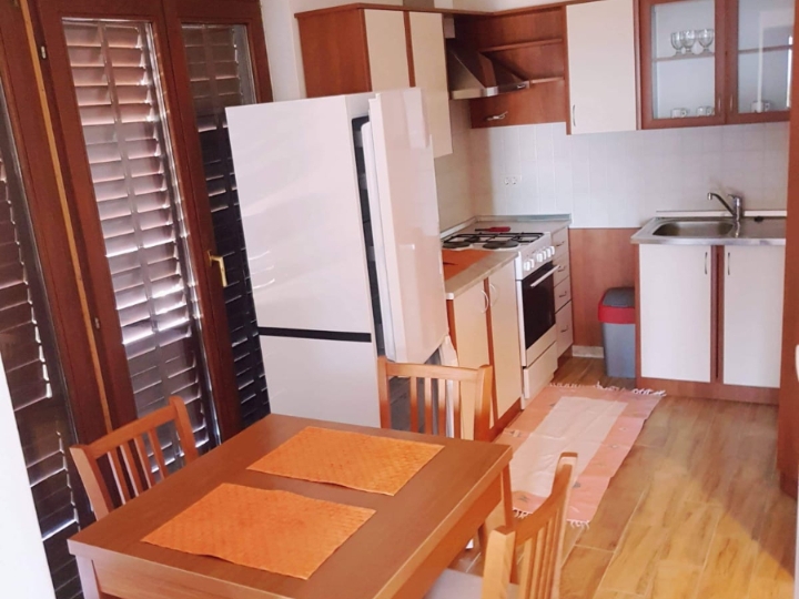 Gornja Drenova, stan