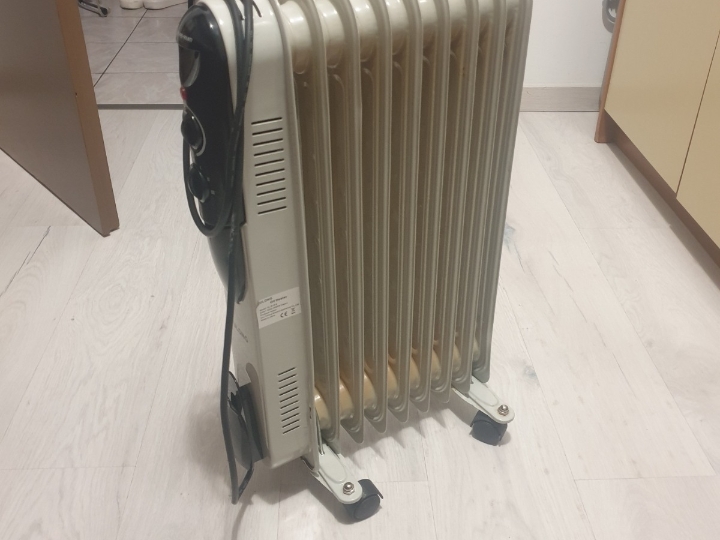El. radijator, 8 rebara, 2000 W