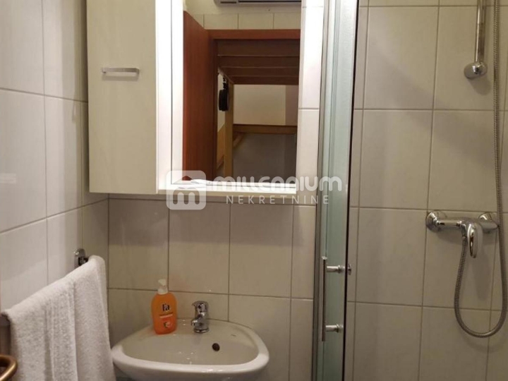 Centar, Rijeka, 19m2, garsonijera