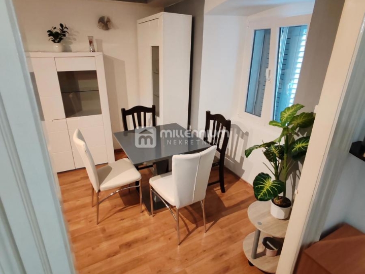 Rijeka, Centar, 53.07m2, namješten 2-sobni stan