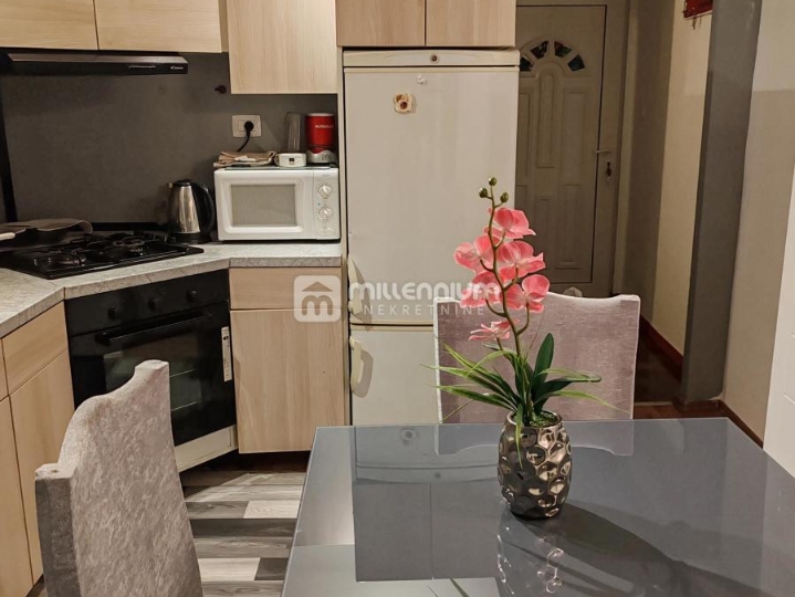 Rijeka, Centar, 53.07m2, namješten 2-sobni stan