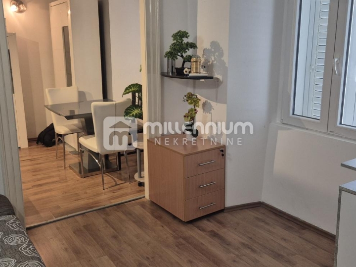 Rijeka, Centar, 53.07m2, namješten 2-sobni stan