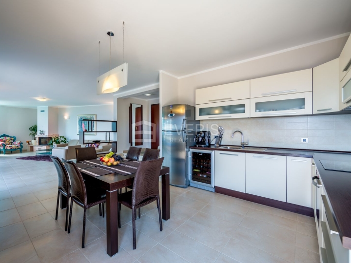 Opatija, Bregi, samostojeća kuća s panoramskim pogledom