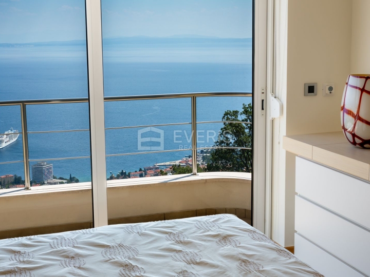 Opatija, Bregi, samostojeća kuća s panoramskim pogledom