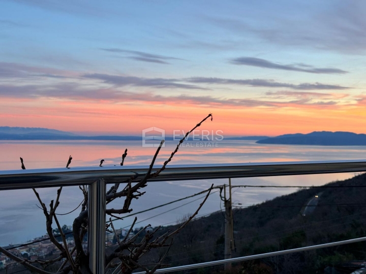 Opatija, Bregi, samostojeća kuća s panoramskim pogledom