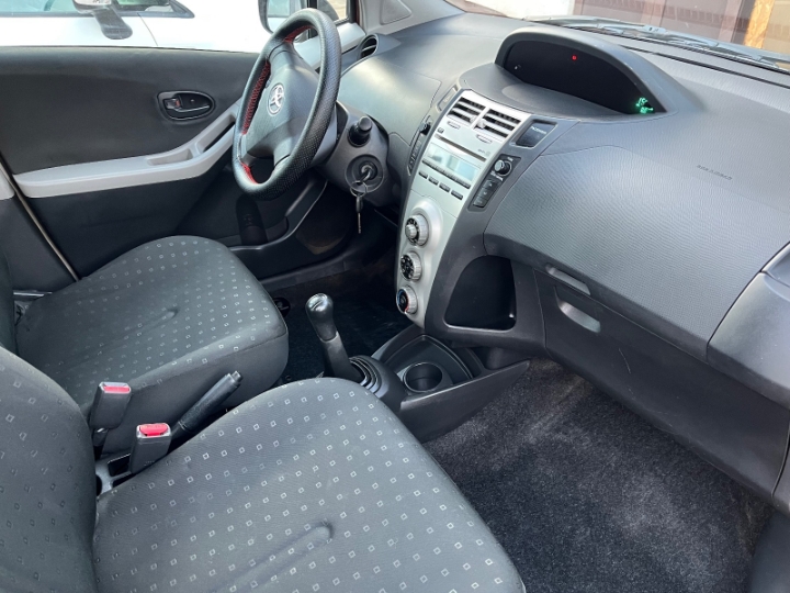 Toyota Yaris 1.3 VVT-i