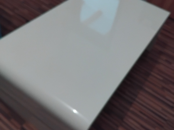 Stol za dnevni boravak 110x60x40