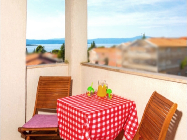 Malinska, 42 m2, pakirno mjesto