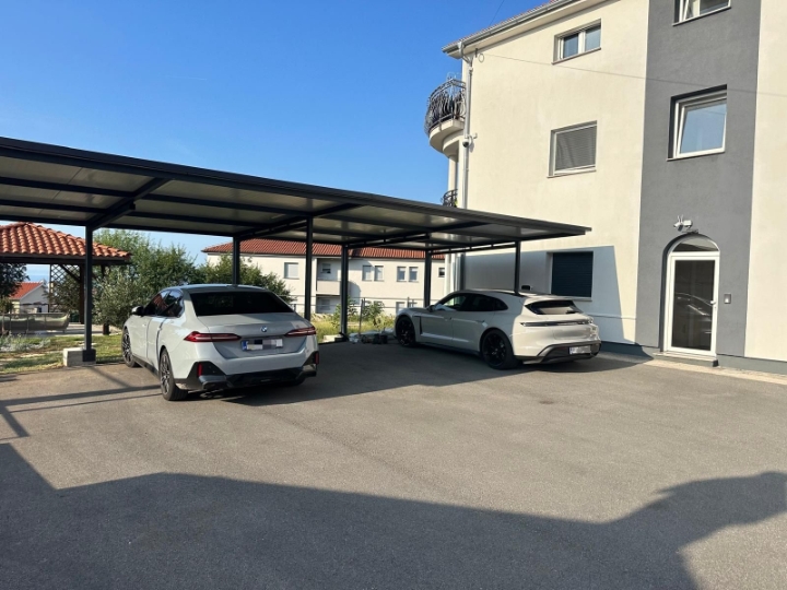 Zamet - stan s terasom i pogledom