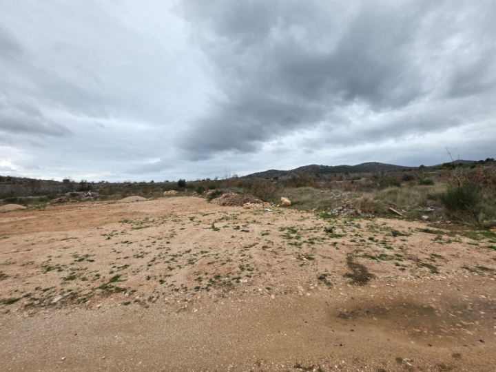 Najam terena 7000 m2 Vodice