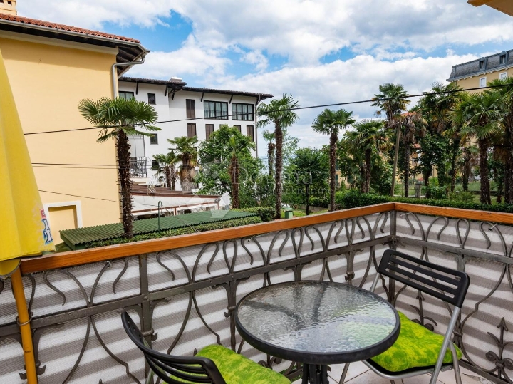 Opatija, Centar, dugoročan najam, 55 m2