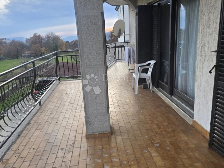 Velika kuća s više mogućnosti - Drenova