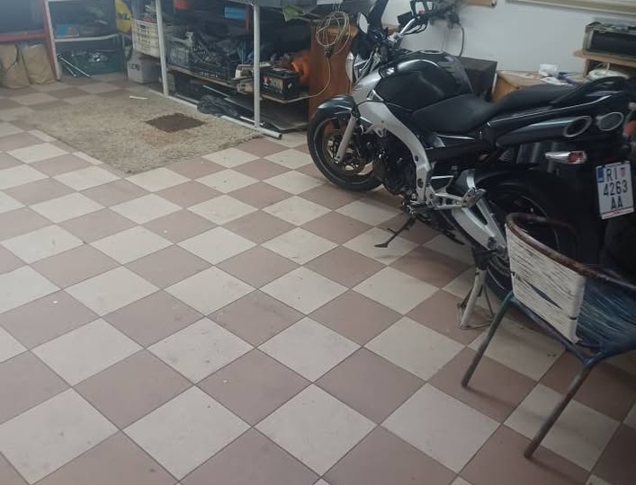 Marinići - garažiranje motora