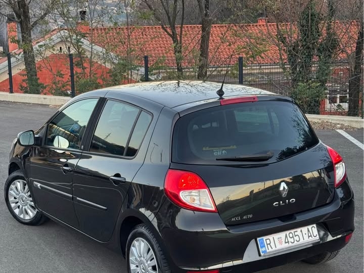 Renault Clio 1.2 16V