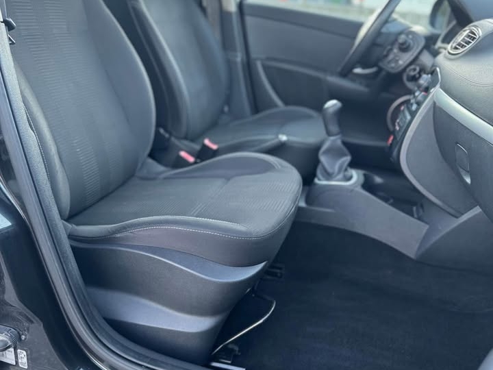 Renault Clio 1.2 16V