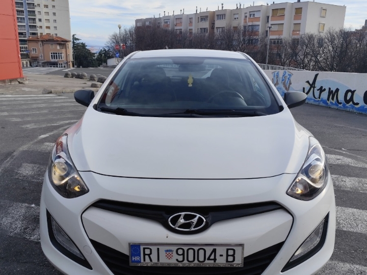 Hyundai i30, 2014. god., reg.do 12./26.