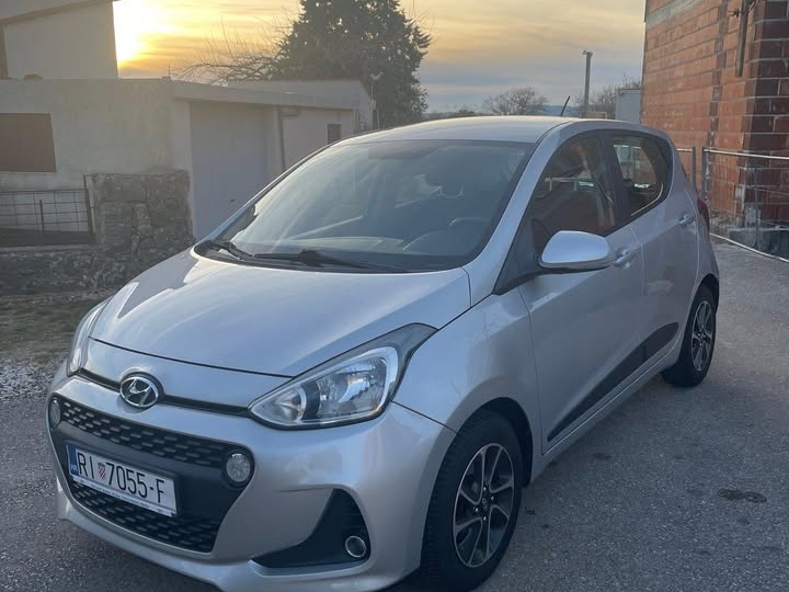 Hyundai i10