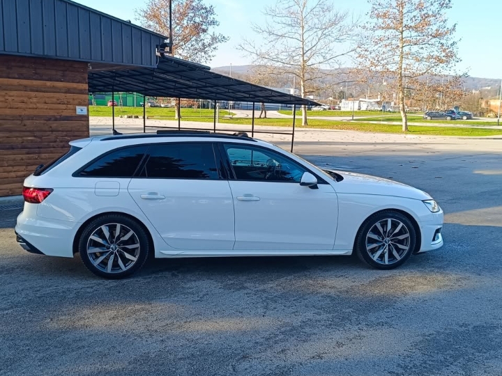 Audi A4 Avant 2.0 TDI Advanced