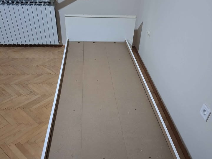 Krevet za jednu osobu 200x80/90