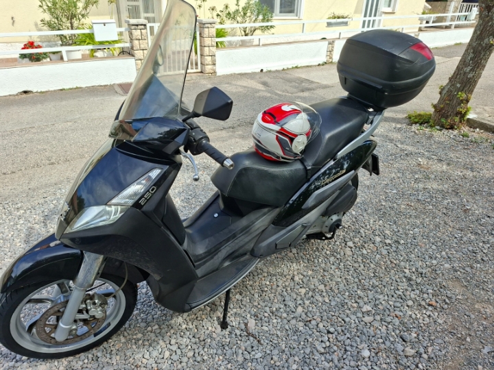 Peugeot Geopolis 250ie (Beverly)