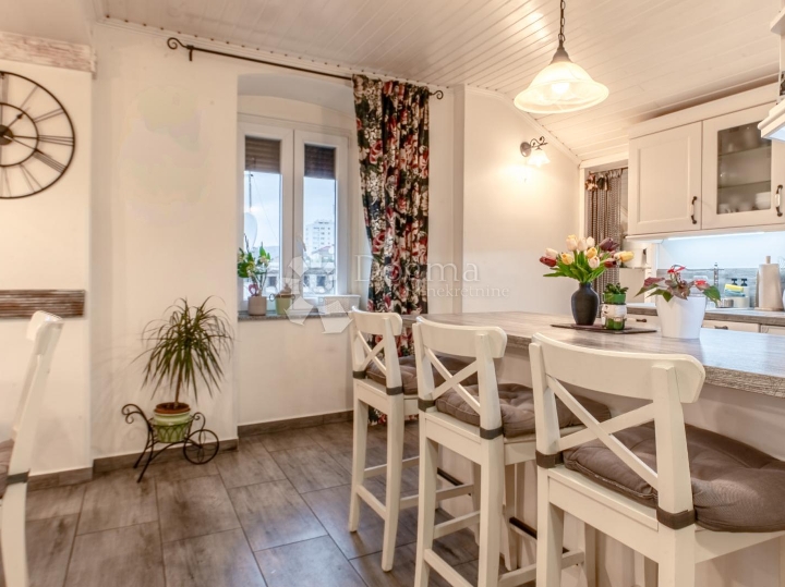 Belveder, stan 83m2 (u naravi 100m2), rijetkost u ponudi - prilika!