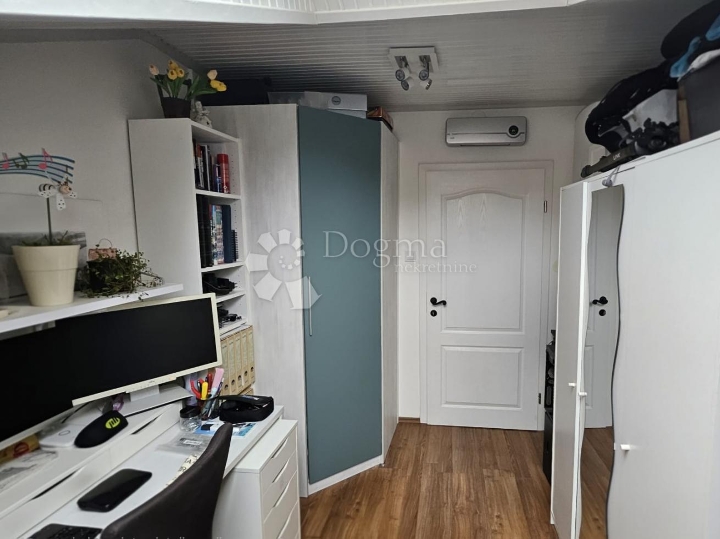 Belveder, stan 83m2 (u naravi 100m2), rijetkost u ponudi - prilika!