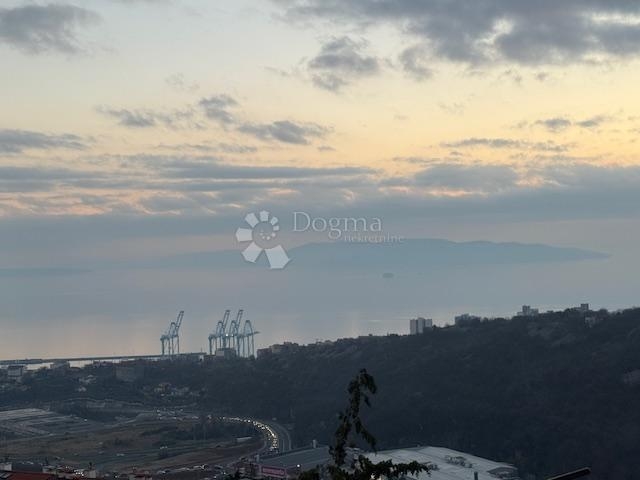 Škurinje jednosoban stan s lođom