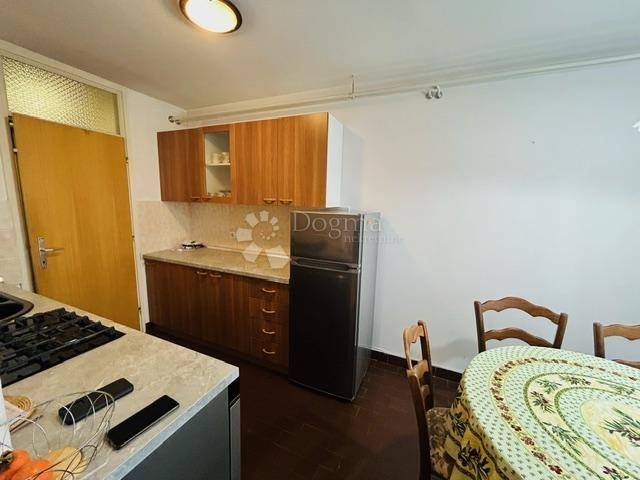 Komforan 2S+DB stan na Podmurvicama