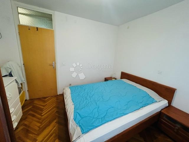 Komforan 2S+DB stan na Podmurvicama