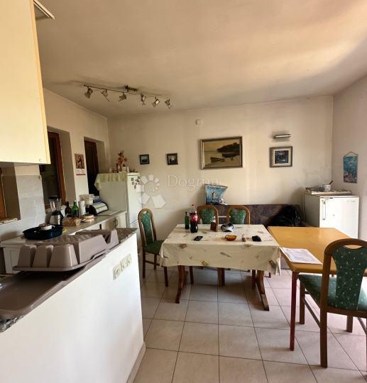 Zadar, Pridraga -100 m od mora