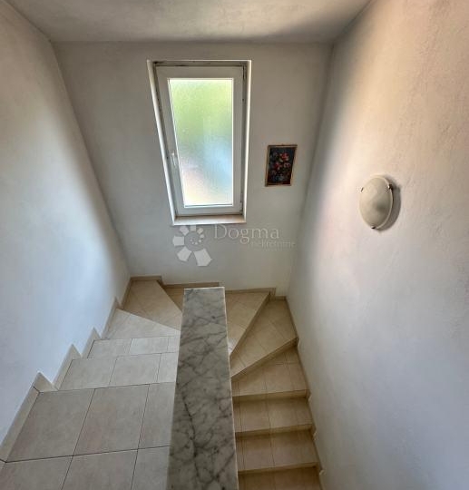 Zadar, Pridraga -100 m od mora