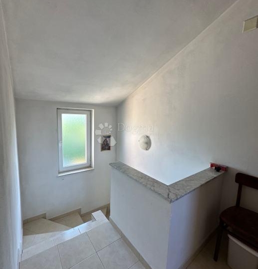 Zadar, Pridraga -100 m od mora