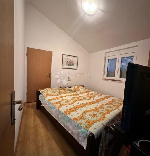 Zadar, Pridraga -100 m od mora