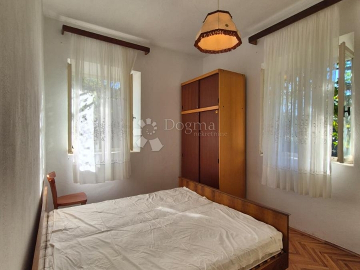 Kuća na Pašmanu niti 500m od mora!