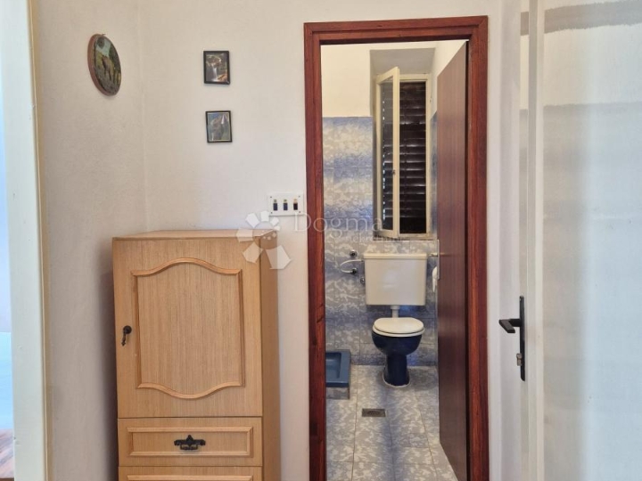 Kuća na Pašmanu niti 500m od mora!