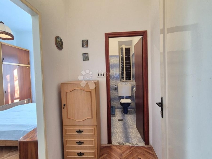 Kuća na Pašmanu niti 500m od mora!