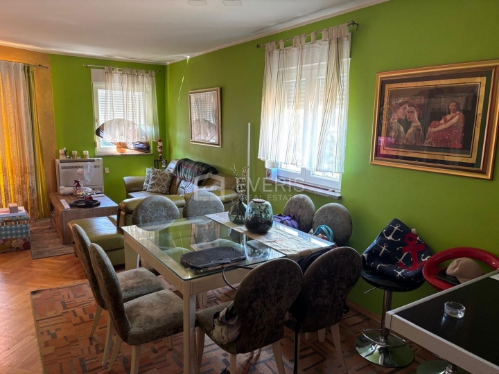 Rijeka, Srdoči, dvoetažni stan 86 m2