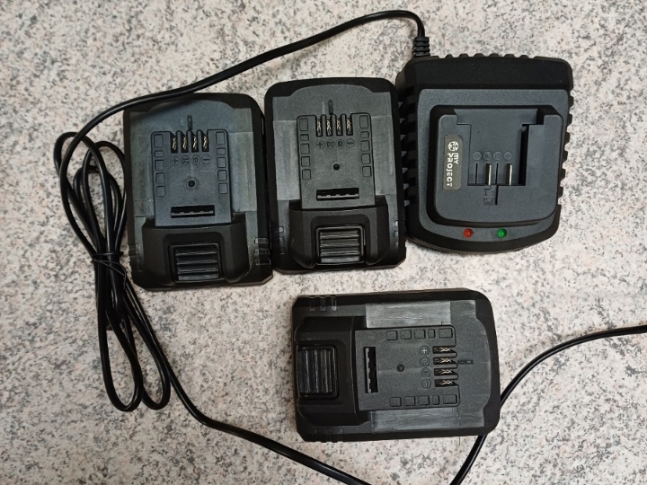 My project aku alati u kompletu