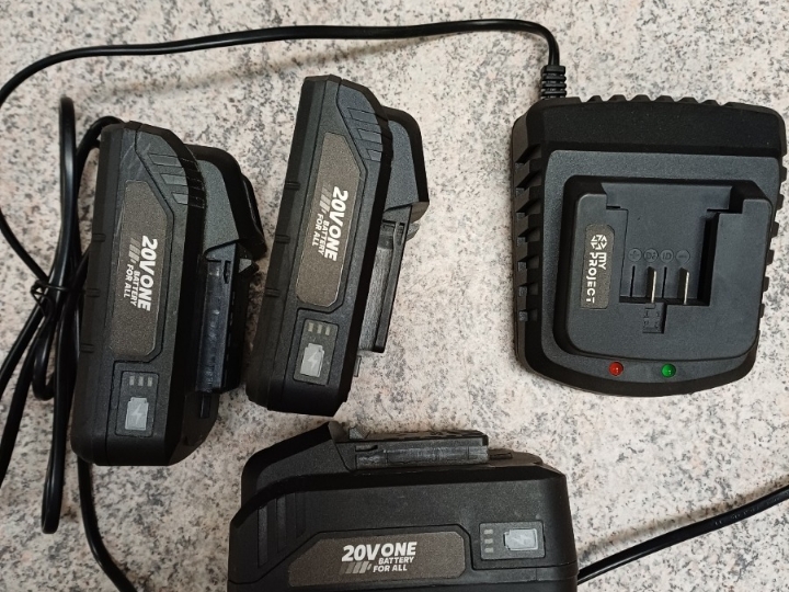 My project aku alati u kompletu