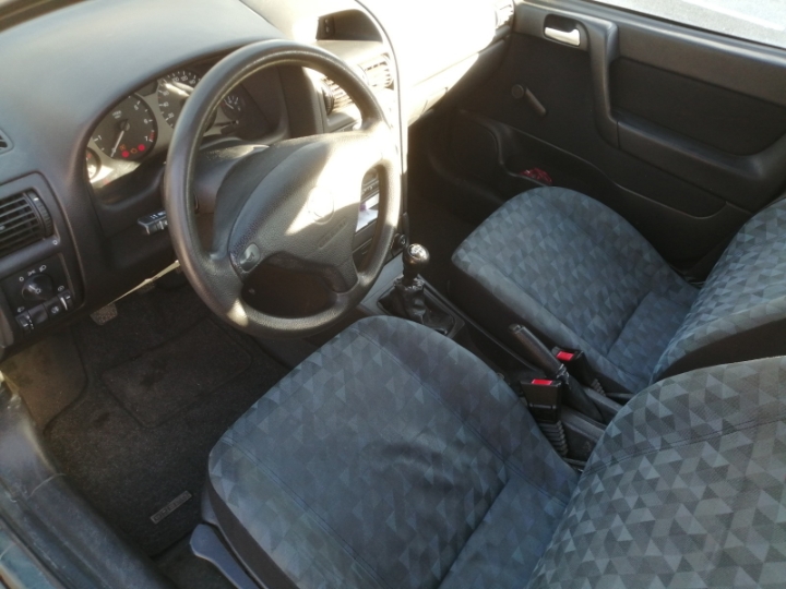 Opel Astra 1.4