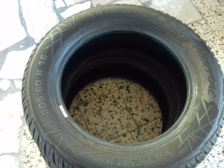 Auto gume zimske i ljetne 