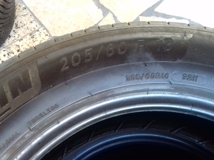 Auto gume zimske, ljetne dim. 205/60/15