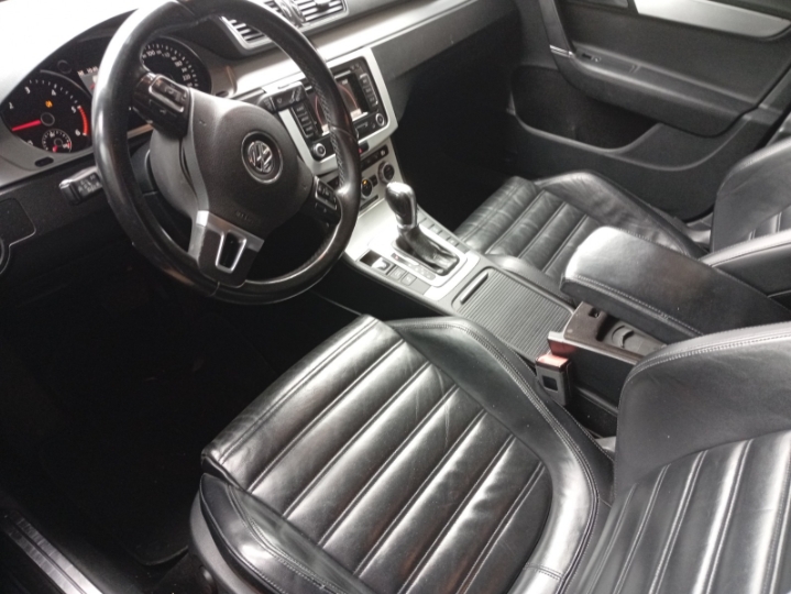 VW Passat karavan 2.0DSG, 2013. g.