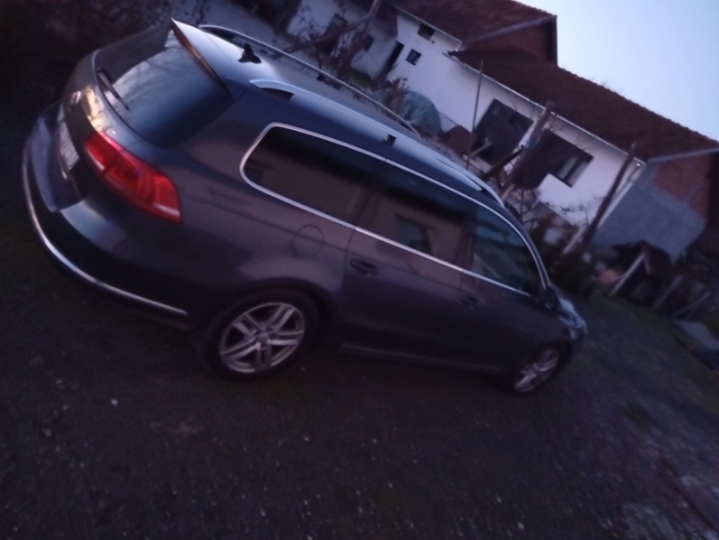 VW Passat karavan 2.0DSG, 2013. g.
