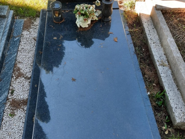 Prodaja grobnog mjesta