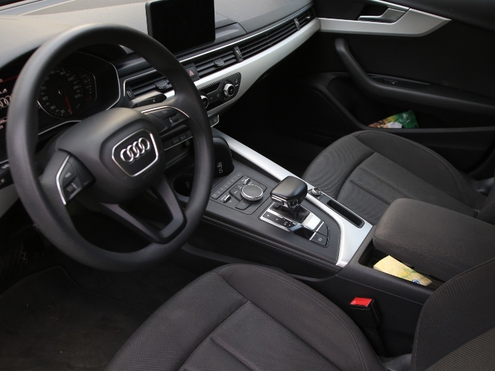 Audi A4 2.0 tdi B9 s-tronic - rate